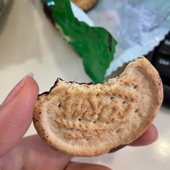 Eti Gıda Bisküvinin İçerisinden Çıkan Kıl