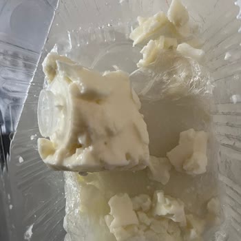 İstanbul Mopaş'ta Satın Alınan Peynirde Plastik Şoku!