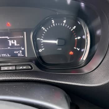 Gürses Oto (İstanbul) Scudo 2023 Model 46 Günlük Ve Tavanından Su Alma Ve Motor Arızası