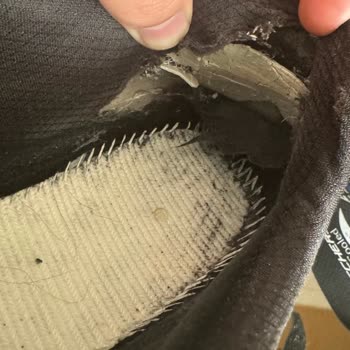 Skechers'ın (Sözde Garantili) Ayakkabısı