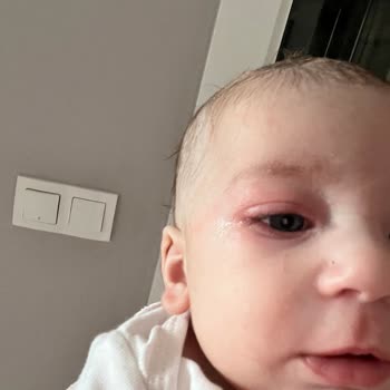 PureSeed Natural Göz Yakan Pureseed Bebek Şampuanı