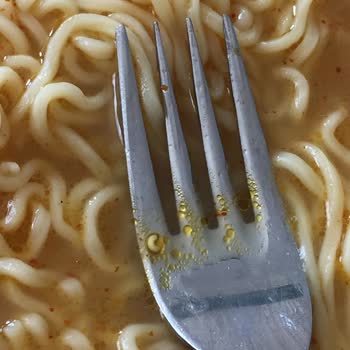 indomie Gıda Güvenliği Alarmı: BİM Ve Seç Market Ürünlerinde Kurtçuk Şoku