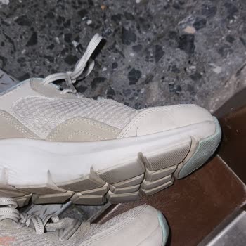 Skechers'ın Garantisi Lafta Var