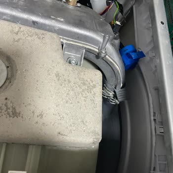 Arçelik Arızalı Çamaşır Makinesi 8145YK