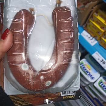 A101 De Marka Ürün Küflü Satılıyor İnsan Sağlığı Hiç Önemli Değil