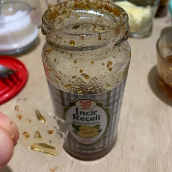 Harras Marka Reçelden Çıkan Plastik Parçası