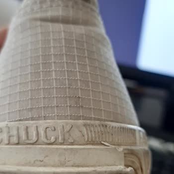 Converse Marka Ayakkabı Felaketi