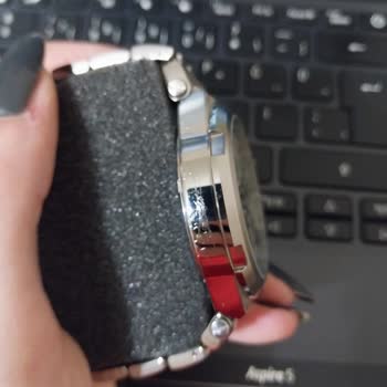 Saat Ve Saat Online Siparişin Hasarlı Gelmesi.