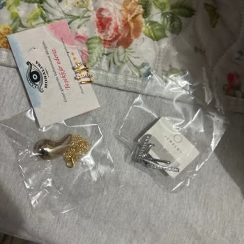 Trendyol Eksik Monalisa Takıları