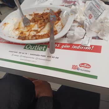 Sakıpağa Döner Evi Çok Kötü Hiç Güzel Değil