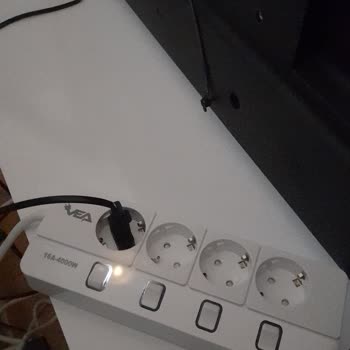 Philips TV Yetkili Servis Personelinden Şikayetçiyim