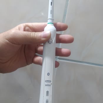 Oral B Şarjlı Diş Fırçasında Pas Sorunu Ve Servis Hüsranı