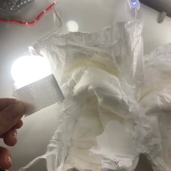 Sleepy Marka Bebek Bezi Yapışkanları Bezi Tutmuyor