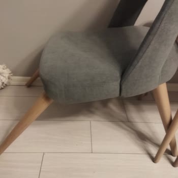 İstikbalde Kırık Salon Sandalye Takimi
