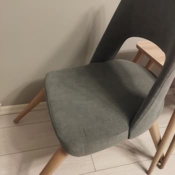 İstikbalde Kırık Salon Sandalye Takimi