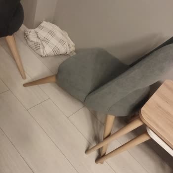 İstikbalde Kırık Salon Sandalye Takimi