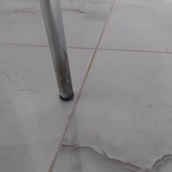 Vivense Prizma Yemek Odası Takımı Kusurlu Geldi.