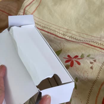 Amazon Yırtık İadeleri Başka Müşterilere Satıyor