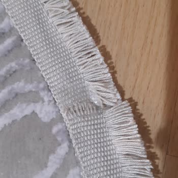 Artemis Halı Özensizliği Ve Aceleciliği