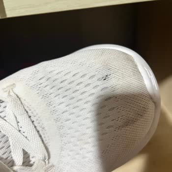 Skechers 2 Ay Olmadan Yırtılan Ayakkabı Hayal Kırıklığı