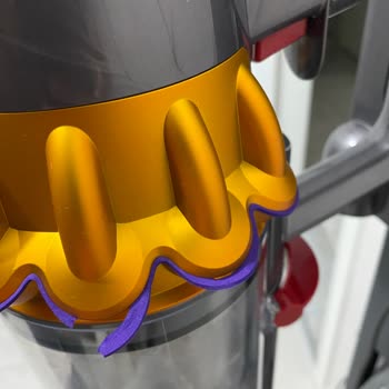 Dyson Silikon Kısımları Koptu Çekim Gücü Etkilendi