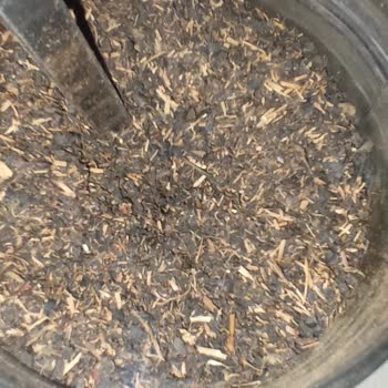 BİM Çay Yerine Samanlı Ot Satıyor