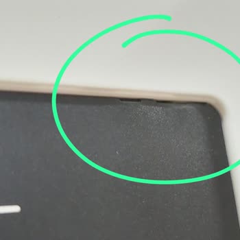 Beko Buzluk Karlanma Yapıyor Ve Gelen Servis Dolaba Hasar Bıraktı