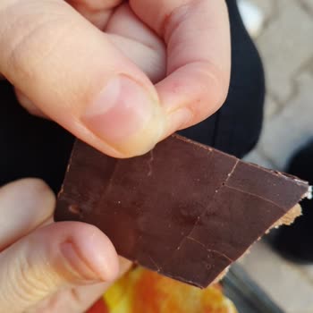 Kinder Pingui Den Kıl Çıkması