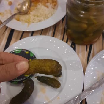 BİM İçin Üretilen Fıçı Markanın Bozuk Turşusu