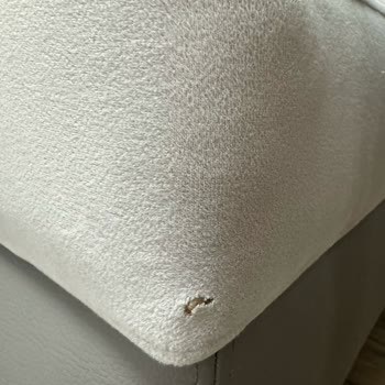 Lazzoni Mobilya Aldık Her Tarafı Deforme Oldu Ve Firma Destek Olmuyor.