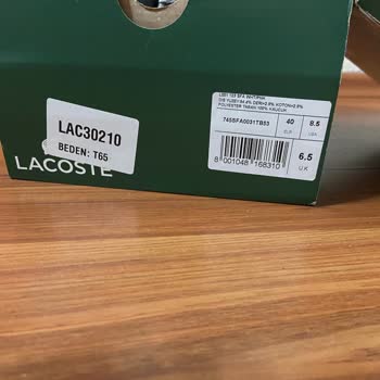 Lacoste Ayakkabının Gıcırdama Ses Çıkarma Sorunu
