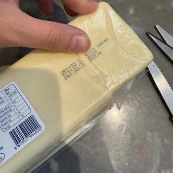 Aknaz Morarmış Kaanbey Kaşar Peyniri