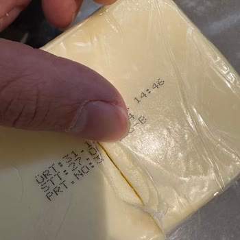 Aknaz Morarmış Kaanbey Kaşar Peyniri