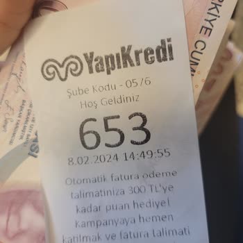 Yapı Kredi Bankası Çalışmayan Banka Gişeleri.