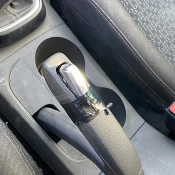 Opel Ve Neskar Otomotiv Sattığı Aracın Arkasında Durmuyor