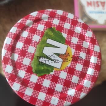 Migros Kayısı Reçeli İçinden Çıkan Kurt