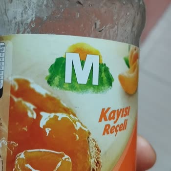 Migros Kayısı Reçeli İçinden Çıkan Kurt