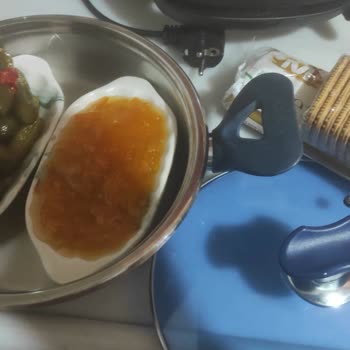 Migros Kayısı Reçeli İçinden Çıkan Kurt