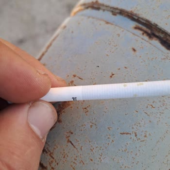 Philip Morris Sigara Üzerindeki Lekeler