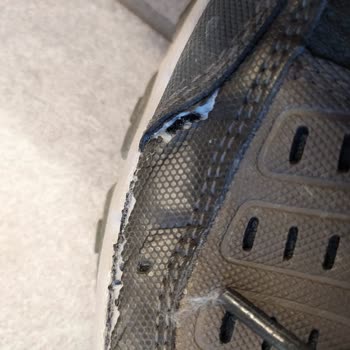 Skechers Ürün Kaynaklı Hatasını Kabul Etmiyor...