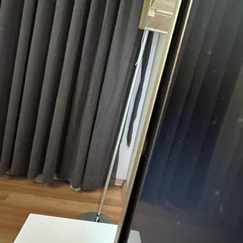 PHILIPS TV Philips Yetkili Servis Onarım Hatası Sonucu Ekran Çatlaması