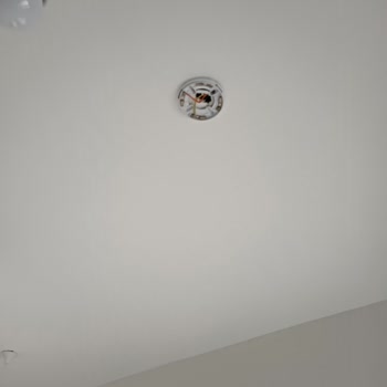 TOKİ Eksiklikler Ve Arızalarla Dolu Teslim Edilen Yer