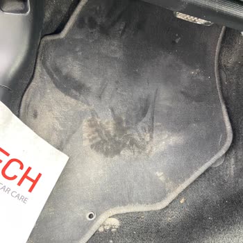 Hibatech Oto Yıkama İç Temizliği Yapılmamış