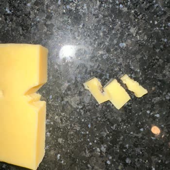 File Marketin Kendi Harras Markası Kaşardan Böcek Çıktı