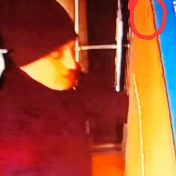 Media Markt Philips Marka Hasarlı 70 İnç Televizyon