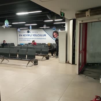 Kamil Koç Yazıhane Personeli Şikayet