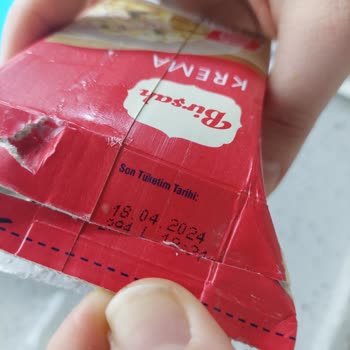 Birşah Kremada Küflenme Mevcut