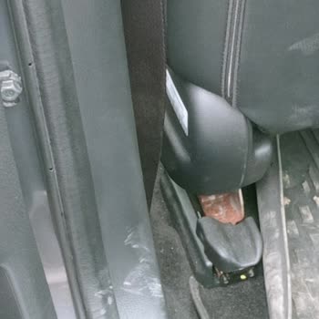 Honda Aracımda Şoför Koltuğunun Altında Kızaklarında Paslanma Oldu.