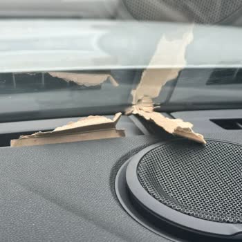 Peugeot 508 Sunroof Ve Konsoldan Gelen Aşırı Ses.