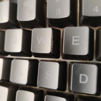 ÇiçekSepeti Hediye Merkezi Bana Kullanılmış Ve Kirli Ürün Sattı